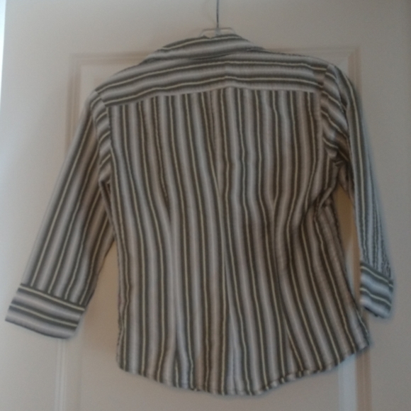 Striped Buttondown - Picture 3 of 3